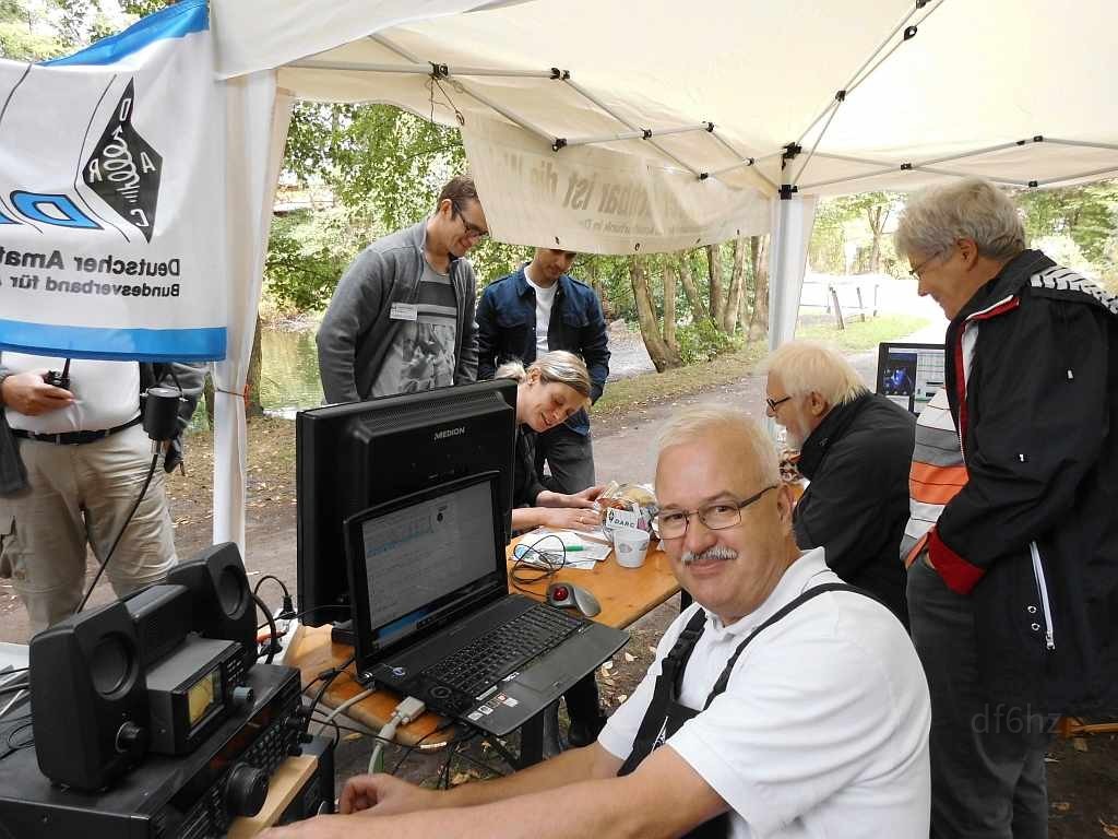 DL6HBX bei der Fernschreibvorführung